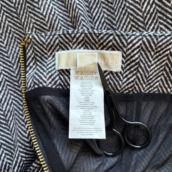 Michael Kors Women's 6 Pencil Skirt Geo Print Gold Zipper Office Chic Corporate - Picture 8 of 10